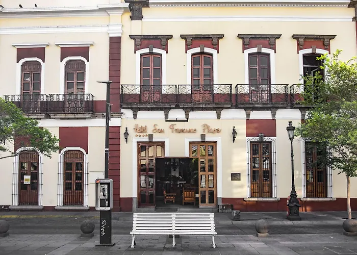 Central hotel: Hotel San Francisco Plaza